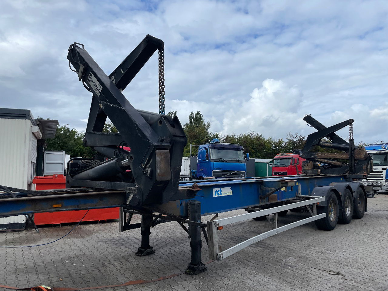 Hammar 151 HS side loader - Transportjer kontejnerësh/ Gjysmë rimorkio me karroceri të çmontueshme: foto 1 Hammar 151 HS side loader - Transportjer kontejnerësh/ Gjysmë rimorkio me karroceri të çmontueshme: foto 1
