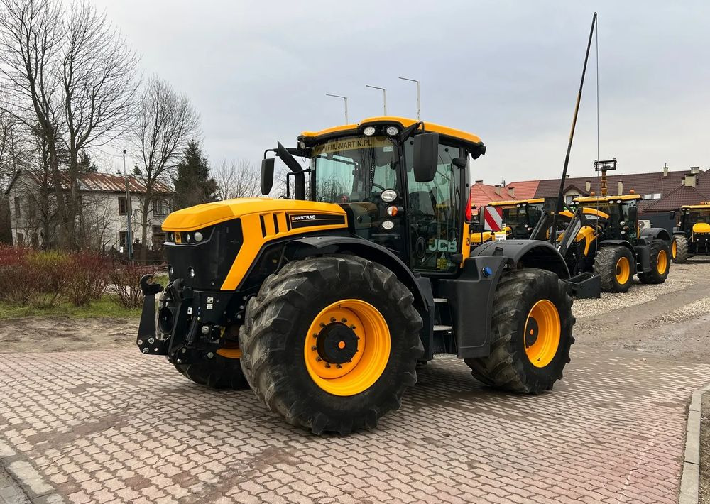 JCB FASTRAC 4220 | 220 KM | 2020 ROK | MAŁO GODZIN | BARDZO DOBRY STAN - Traktor: foto 1 JCB FASTRAC 4220 | 220 KM | 2020 ROK | MAŁO GODZIN | BARDZO DOBRY STAN - Traktor: foto 1