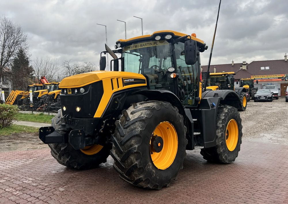 JCB FASTRAC 4220 - Traktor: foto 1 JCB FASTRAC 4220 - Traktor: foto 1