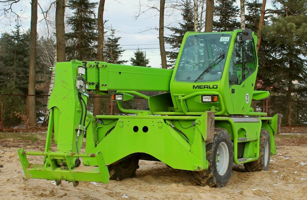 Merlo 30.16 ROTO - Ekskavator teleskopik: foto 1 Merlo 30.16 ROTO - Ekskavator teleskopik: foto 1