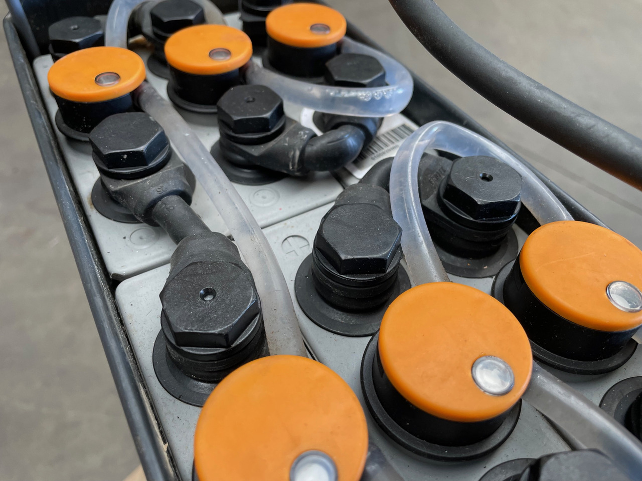 Exide 24 Volt I 2EPzB 200 - Bateria për Pajisje për trajtimin e materialeve: foto 3 Exide 24 Volt I 2EPzB 200 - Bateria për Pajisje për trajtimin e materialeve: foto 3