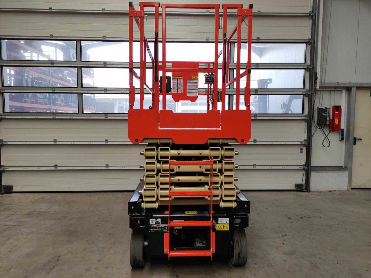 JLG 4045R - Ngritës gërshërë: foto 4 JLG 4045R - Ngritës gërshërë: foto 4