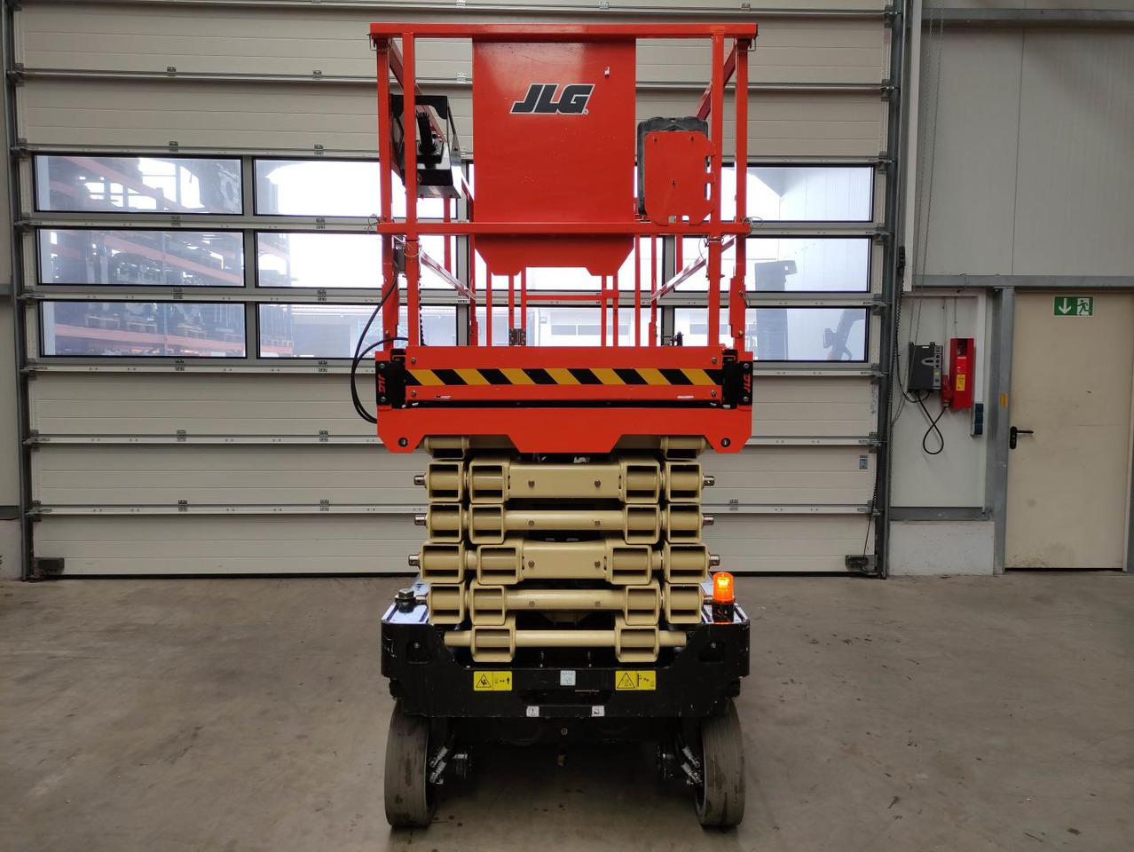 JLG 4045R - Ngritës gërshërë: foto 3 JLG 4045R - Ngritës gërshërë: foto 3