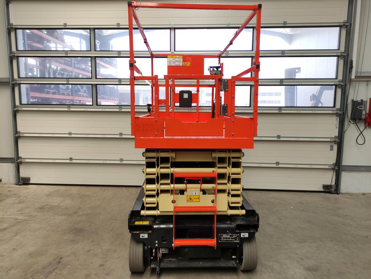 JLG R3246 - Ngritës gërshërë: foto 4 JLG R3246 - Ngritës gërshërë: foto 4