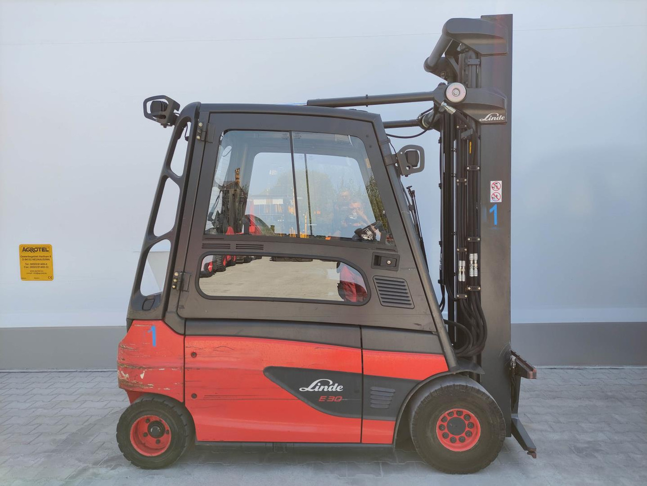 Linde E30L-01-387 - Pirun elektrik: foto 2 Linde E30L-01-387 - Pirun elektrik: foto 2