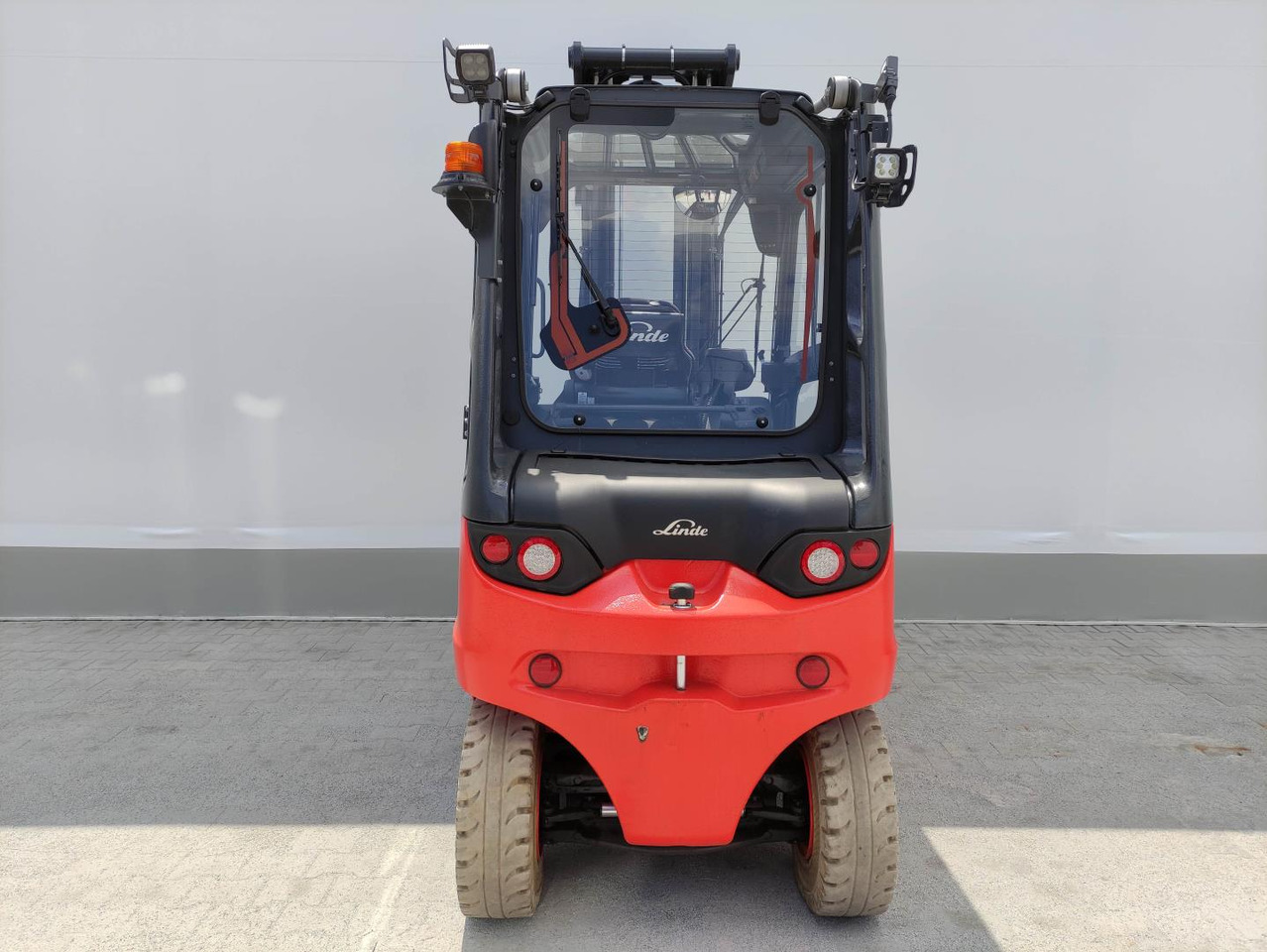 Linde E50HL-388 - Pirun elektrik: foto 4 Linde E50HL-388 - Pirun elektrik: foto 4