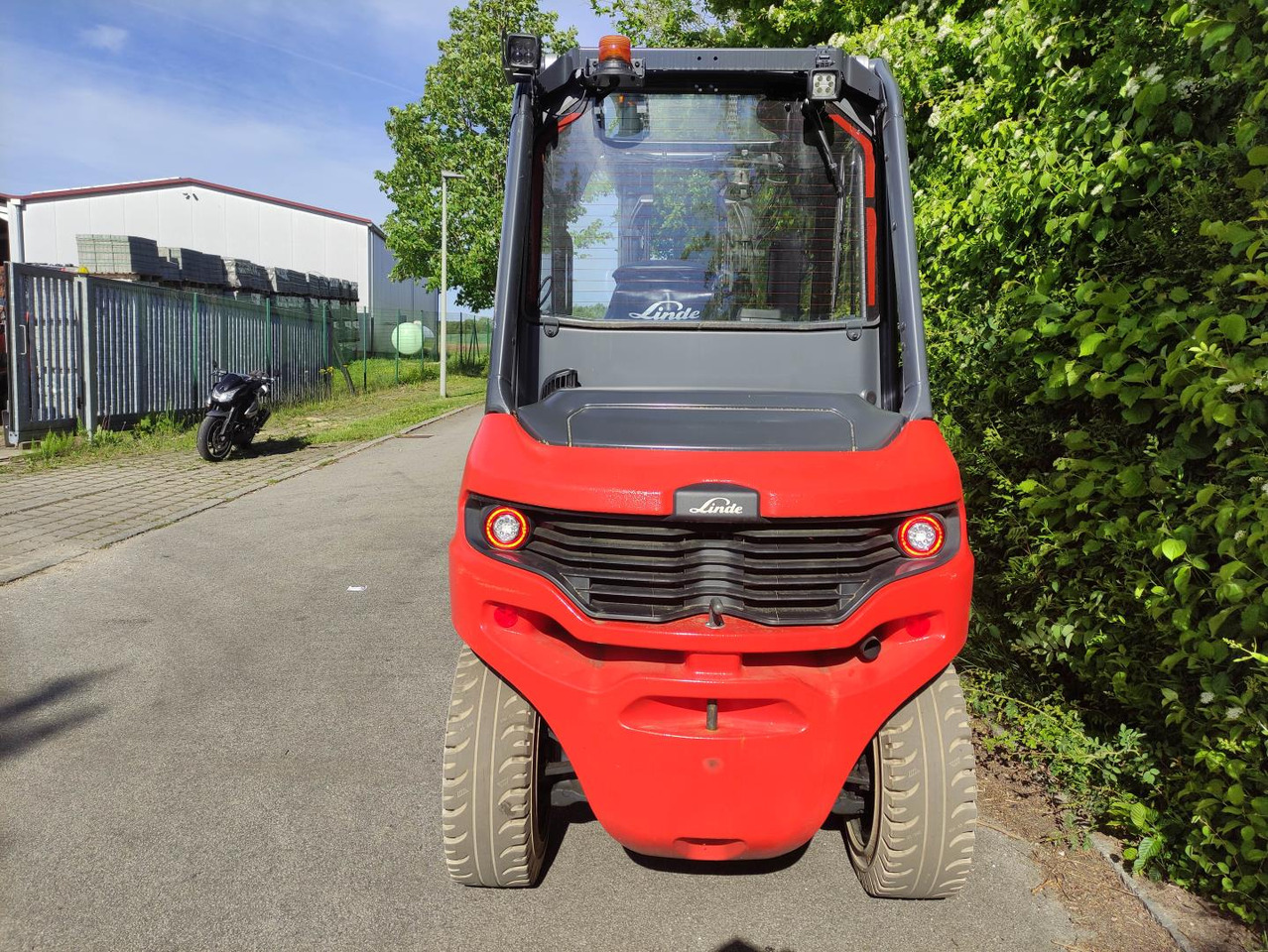 Linde H50D-1204 - Pirun më naftë: foto 4 Linde H50D-1204 - Pirun më naftë: foto 4