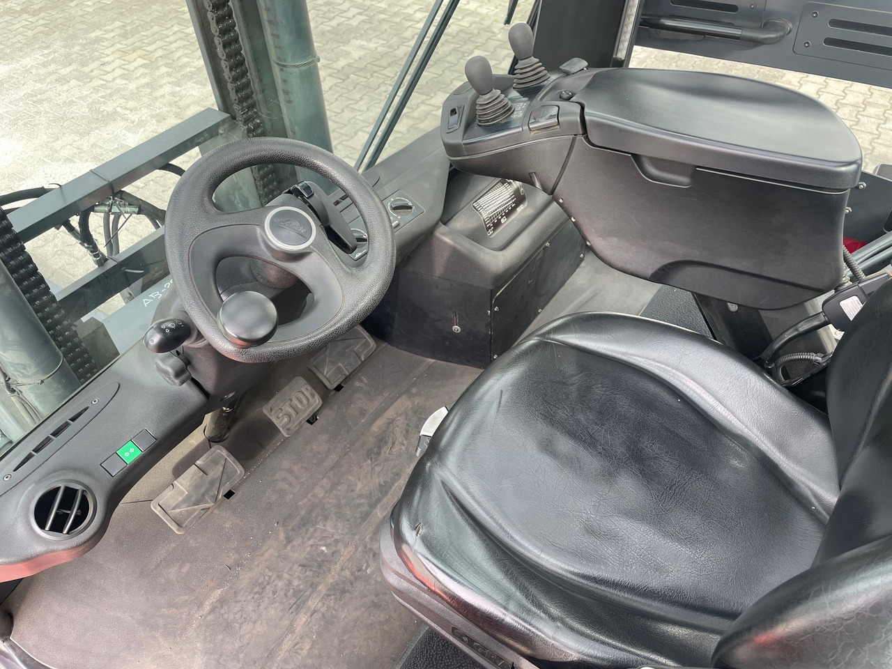 Linde H80D-03/1100-396 EVO - Pirun më naftë: foto 5 Linde H80D-03/1100-396 EVO - Pirun më naftë: foto 5