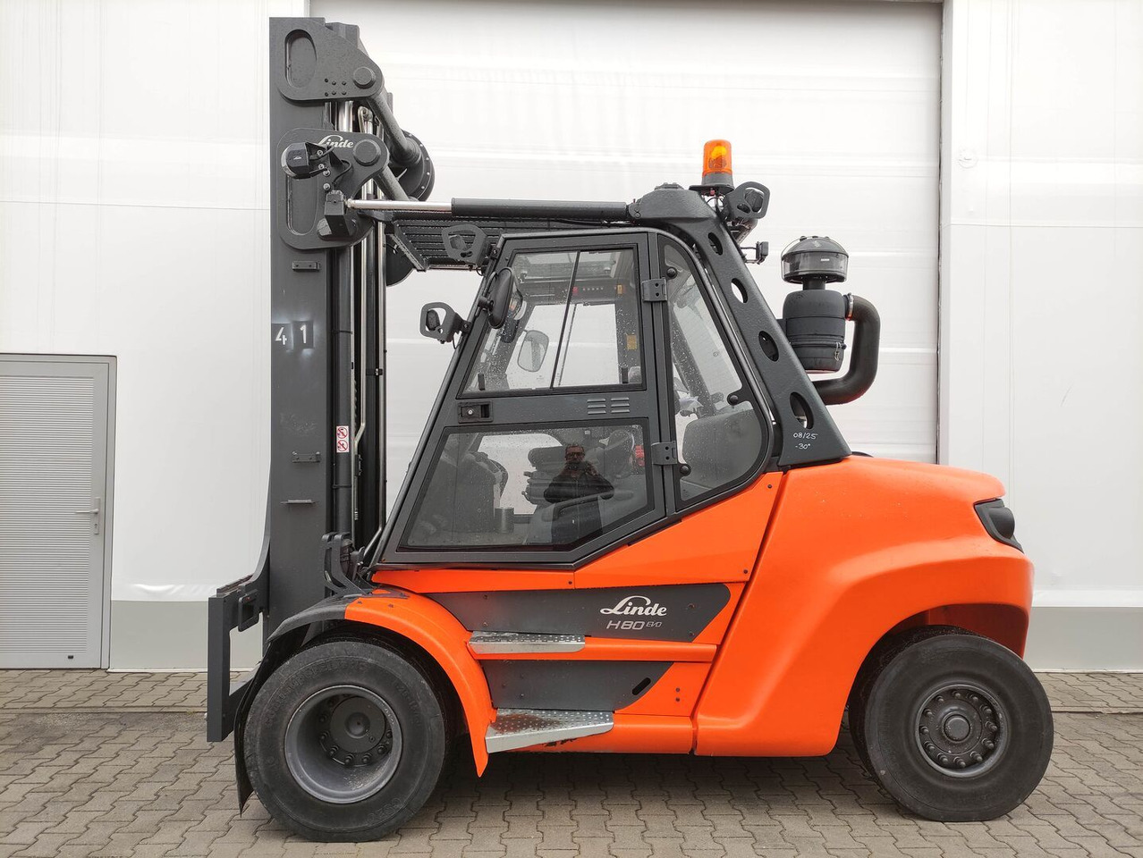 Linde H80D-03/900-396 EVO - Pirun më naftë: foto 1 Linde H80D-03/900-396 EVO - Pirun më naftë: foto 1