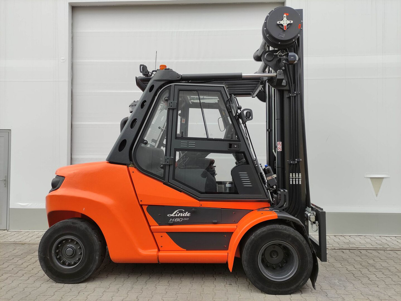 Linde H80D-03/900-396/EVO - Pirun më naftë: foto 2 Linde H80D-03/900-396/EVO - Pirun më naftë: foto 2