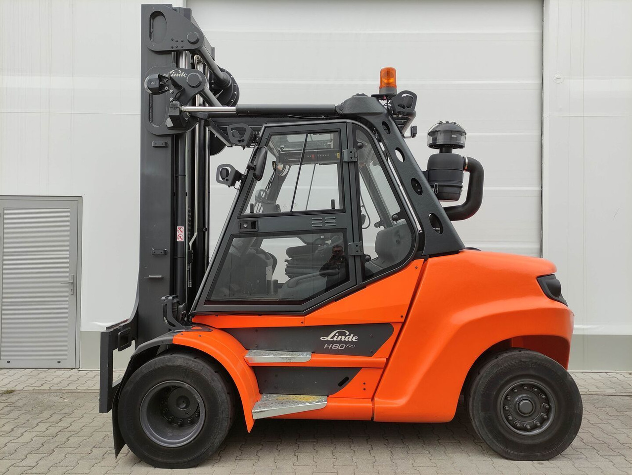 Linde H80D-03/900-396/EVO - Pirun më naftë: foto 1 Linde H80D-03/900-396/EVO - Pirun më naftë: foto 1