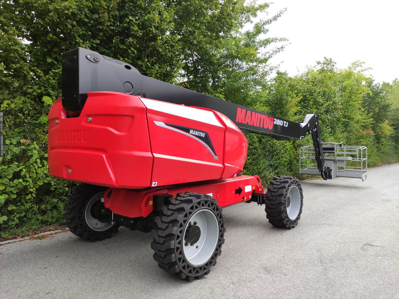 Manitou 280 TJ ST5 S1 - Krah me çernjerë: foto 4 Manitou 280 TJ ST5 S1 - Krah me çernjerë: foto 4