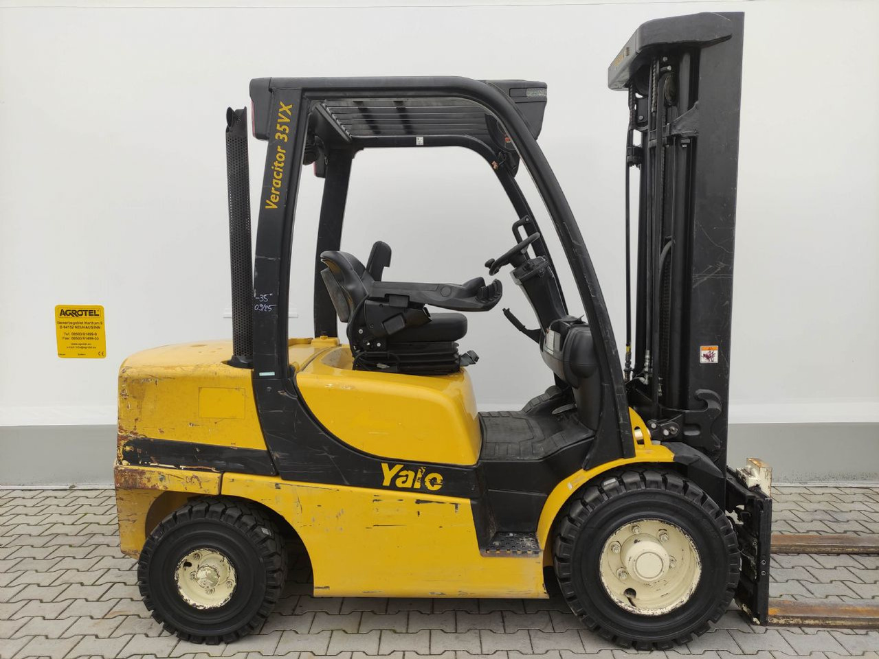 Yale GDP35VXE2445 - Pirun më naftë: foto 2 Yale GDP35VXE2445 - Pirun më naftë: foto 2