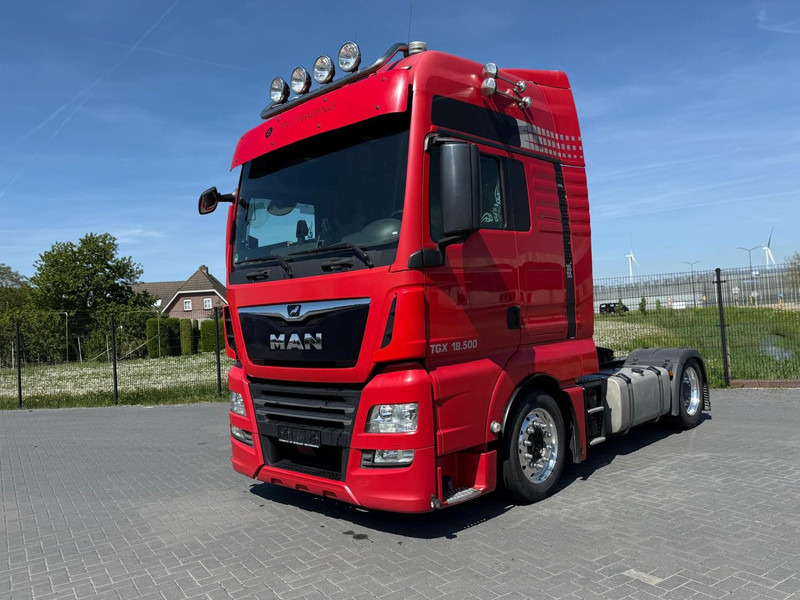 MAN 18.500 FULL AIR, ALCOA, TV, INVERTER, MICROWAVE, TOP. - Gjysmë-kamion: foto 2 MAN 18.500 FULL AIR, ALCOA, TV, INVERTER, MICROWAVE, TOP. - Gjysmë-kamion: foto 2