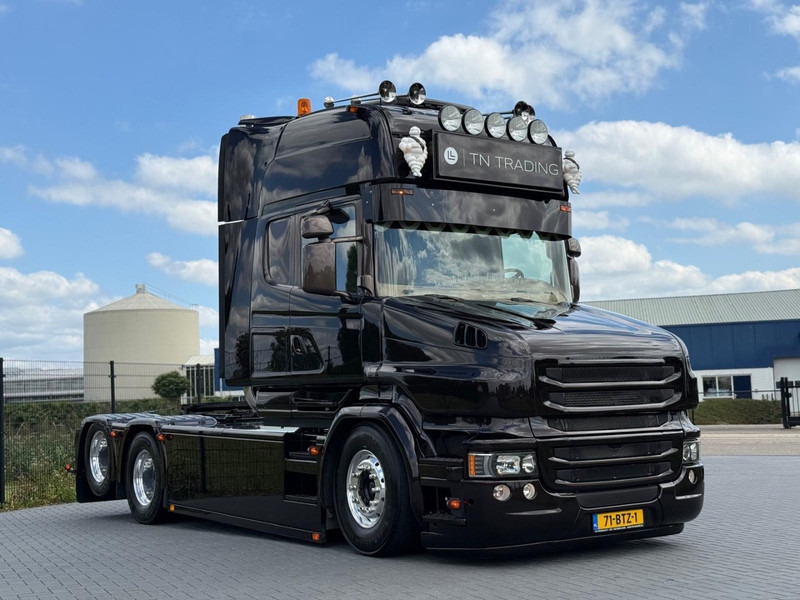 Scania R 580 LB 6X2 HNB TORPEDO, NIEUW STAAT, VOL OPTIES, SHOW TRUCK, VOL!! - Gjysmë-kamion: foto 1 Scania R 580 LB 6X2 HNB TORPEDO, NIEUW STAAT, VOL OPTIES, SHOW TRUCK, VOL!! - Gjysmë-kamion: foto 1