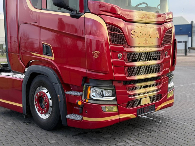 Scania R410 VOLLUCHT, 2 TANKS, LEER, ALCOA, SMART 2 TACHO, LEDER. - Gjysmë-kamion: foto 2 Scania R410 VOLLUCHT, 2 TANKS, LEER, ALCOA, SMART 2 TACHO, LEDER. - Gjysmë-kamion: foto 2