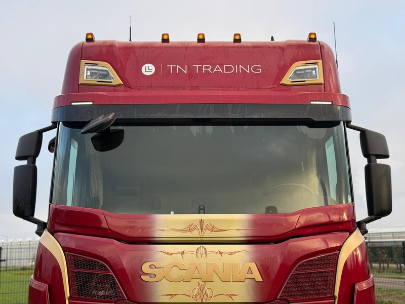 Scania R410 VOLLUCHT, 2 TANKS, LEER, ALCOA, SMART 2 TACHO, LEDER. - Gjysmë-kamion: foto 5 Scania R410 VOLLUCHT, 2 TANKS, LEER, ALCOA, SMART 2 TACHO, LEDER. - Gjysmë-kamion: foto 5