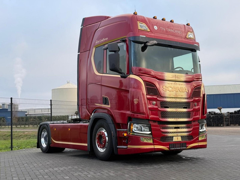 Scania R410 VOLLUCHT, 2 TANKS, LEER, ALCOA, SMART 2 TACHO, LEDER. - Gjysmë-kamion: foto 1 Scania R410 VOLLUCHT, 2 TANKS, LEER, ALCOA, SMART 2 TACHO, LEDER. - Gjysmë-kamion: foto 1