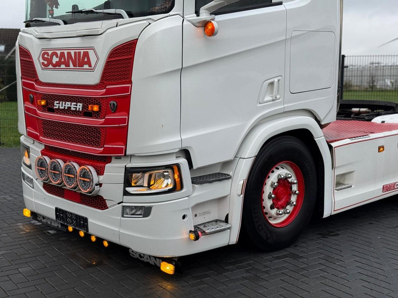 Scania R500 NGS SHOWTRUCK, 2.95WB, HYDRAULIEK, VOLLUCHT, OLD SCHOOL. - Gjysmë-kamion: foto 4 Scania R500 NGS SHOWTRUCK, 2.95WB, HYDRAULIEK, VOLLUCHT, OLD SCHOOL. - Gjysmë-kamion: foto 4