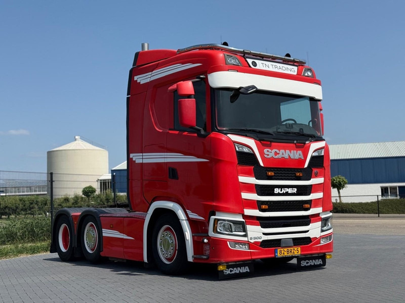 Scania S500 VOLLUCHT, GESTUURD, SHOWTRUCK, LEER. - Gjysmë-kamion: foto 1 Scania S500 VOLLUCHT, GESTUURD, SHOWTRUCK, LEER. - Gjysmë-kamion: foto 1