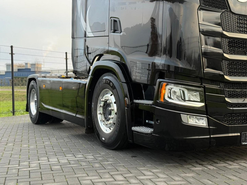 Scania S500 VOLLUCHT, HYDRAULIEK, 6 BALGEN, RETARDER, NIEUWE ACHTERBANDEN. - Gjysmë-kamion: foto 3 Scania S500 VOLLUCHT, HYDRAULIEK, 6 BALGEN, RETARDER, NIEUWE ACHTERBANDEN. - Gjysmë-kamion: foto 3