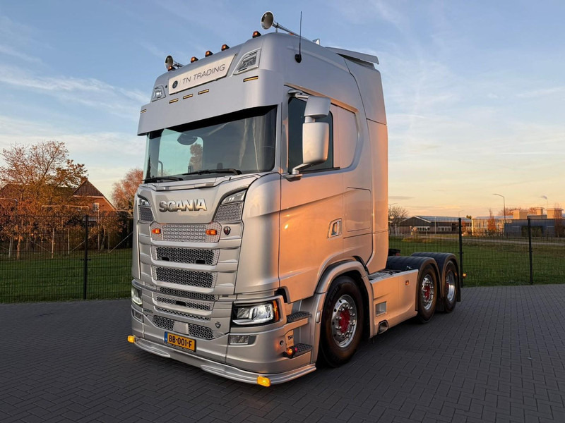 Scania S520 6X2/4, VOLLUCHT, LEER, RETARDER, PARK COOL, EURO 6D. - Gjysmë-kamion: foto 5 Scania S520 6X2/4, VOLLUCHT, LEER, RETARDER, PARK COOL, EURO 6D. - Gjysmë-kamion: foto 5