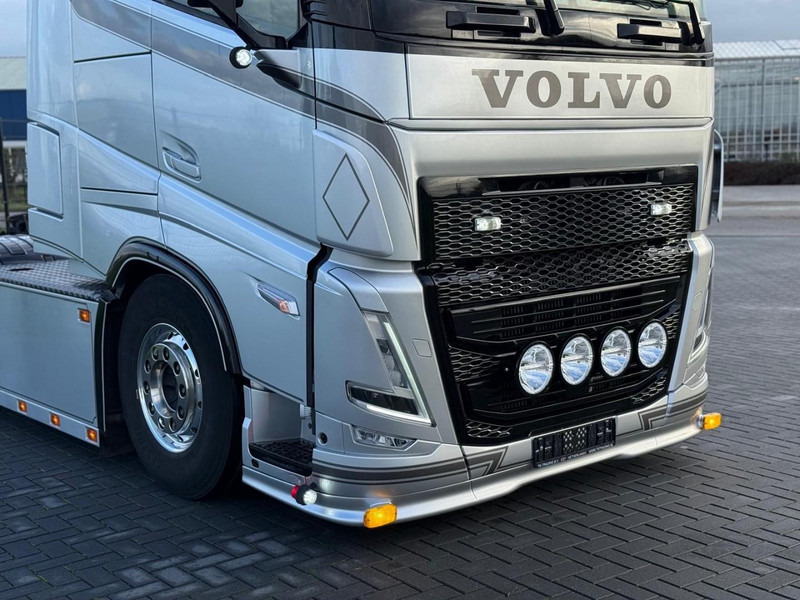 Volvo FH 13.460XL SHOW, ALCOA, INTERIEUR, ALS NIEUW, PUSHER, TOP. - Gjysmë-kamion: foto 5 Volvo FH 13.460XL SHOW, ALCOA, INTERIEUR, ALS NIEUW, PUSHER, TOP. - Gjysmë-kamion: foto 5