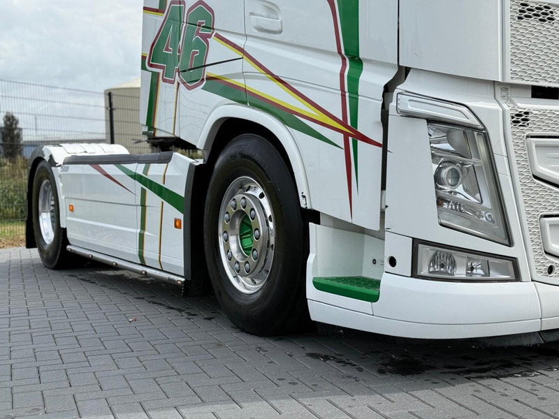 Volvo FH 13.500 VOLLUCHT, RETARDER, LEER, 2 TANKS, TOP AUTO. - Gjysmë-kamion: foto 2 Volvo FH 13.500 VOLLUCHT, RETARDER, LEER, 2 TANKS, TOP AUTO. - Gjysmë-kamion: foto 2