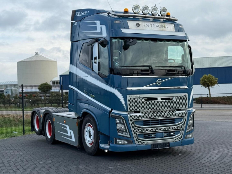 Volvo FH16.650 VOLLUCHT, HYDRAULIEK, SHOW INTERIEUR, DYNAMIC STEERING. - Gjysmë-kamion: foto 1 Volvo FH16.650 VOLLUCHT, HYDRAULIEK, SHOW INTERIEUR, DYNAMIC STEERING. - Gjysmë-kamion: foto 1