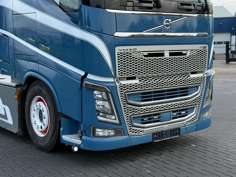Volvo FH16.650 VOLLUCHT, HYDRAULIEK, SHOW INTERIEUR, DYNAMIC STEERING. - Gjysmë-kamion: foto 2 Volvo FH16.650 VOLLUCHT, HYDRAULIEK, SHOW INTERIEUR, DYNAMIC STEERING. - Gjysmë-kamion: foto 2