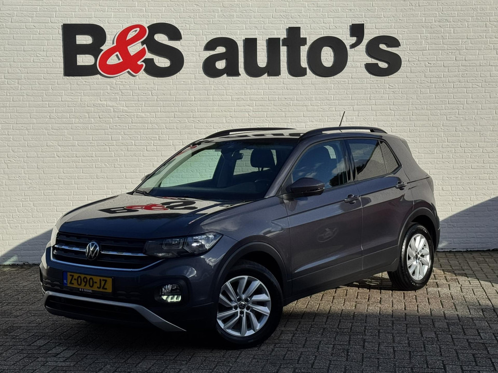 Volkswagen T-Cross-1.0 TSI Life Adaptive cruise control Climate control DAB radio Achteruitrijcamera Navi - SUV: foto 1 Volkswagen T-Cross-1.0 TSI Life Adaptive cruise control Climate control DAB radio Achteruitrijcamera Navi - SUV: foto 1