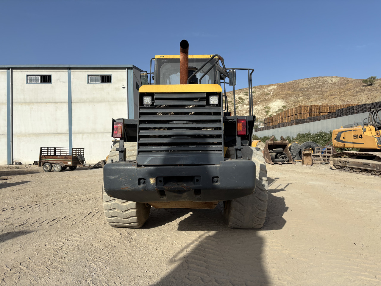 KOMATSU WA380-6 - Fadrom: foto 4 KOMATSU WA380-6 - Fadrom: foto 4