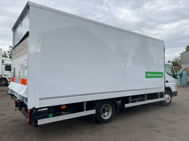 FUSO CANTER - Kamion vagonetë: foto 3 FUSO CANTER - Kamion vagonetë: foto 3