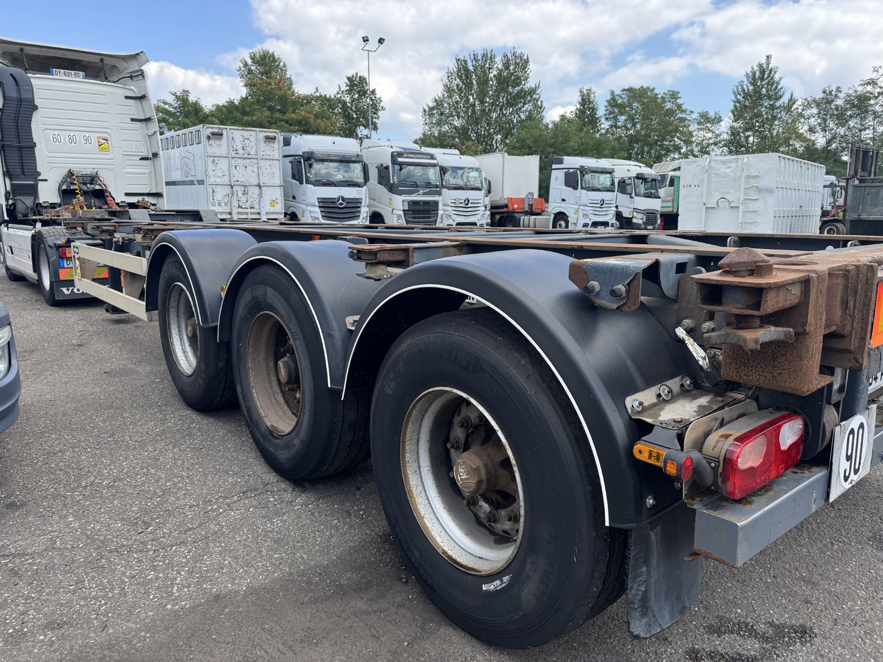 VAN HOOL Porte containers - Transportjer kontejnerësh/ Gjysmë rimorkio me karroceri të çmontueshme: foto 1 VAN HOOL Porte containers - Transportjer kontejnerësh/ Gjysmë rimorkio me karroceri të çmontueshme: foto 1