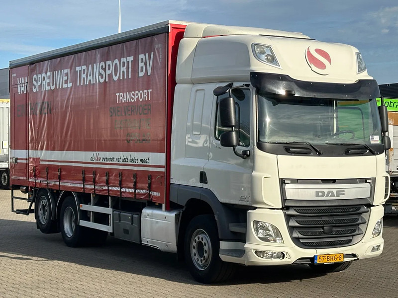 DAF CF 330 6X2*4 Schuifzeil / Laadklep / Kooiaap 05-2026 Apk! - Kamion me tendë: foto 4 DAF CF 330 6X2*4 Schuifzeil / Laadklep / Kooiaap 05-2026 Apk! - Kamion me tendë: foto 4
