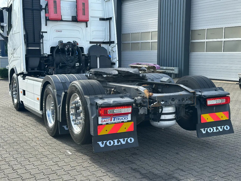 Volvo FH 13.540 XL 6x2 Retarder / 583 Tkm / 2 Tank / Full Air / Euro 6 - Gjysmë-kamion: foto 5 Volvo FH 13.540 XL 6x2 Retarder / 583 Tkm / 2 Tank / Full Air / Euro 6 - Gjysmë-kamion: foto 5