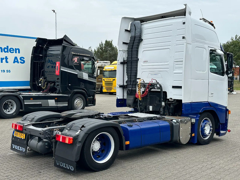 Volvo FH 400 Globe XL Mega / Full Air / 2 Tank / Euro 5 - Gjysmë-kamion: foto 3 Volvo FH 400 Globe XL Mega / Full Air / 2 Tank / Euro 5 - Gjysmë-kamion: foto 3