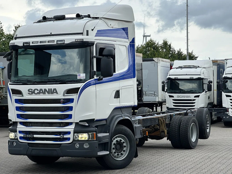 Scania R580 V8 6x2*4 Chassis Retarder Full Air 4.90 Wb Euro 6 - Kamion kabinë-shasi: foto 1 Scania R580 V8 6x2*4 Chassis Retarder Full Air 4.90 Wb Euro 6 - Kamion kabinë-shasi: foto 1