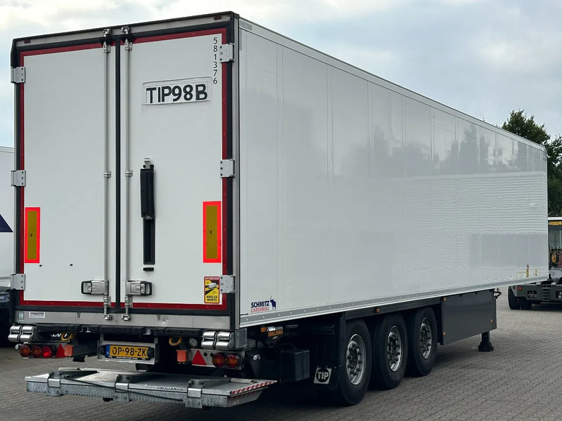 Schmitz Cargobull Thermo King SLXi 300 / Disc-Brakes / Laadklep / APK 9-2026! - Gjysmë rimorkio frigorifer: foto 4 Schmitz Cargobull Thermo King SLXi 300 / Disc-Brakes / Laadklep / APK 9-2026! - Gjysmë rimorkio frigorifer: foto 4