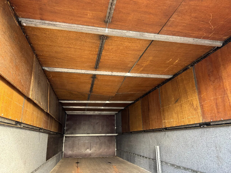 Tracon Wipkar met Gesloten Aluminium Opbouw / BPW-Assen - Rimorkio me vagonetë të mbyllur: foto 5 Tracon Wipkar met Gesloten Aluminium Opbouw / BPW-Assen - Rimorkio me vagonetë të mbyllur: foto 5