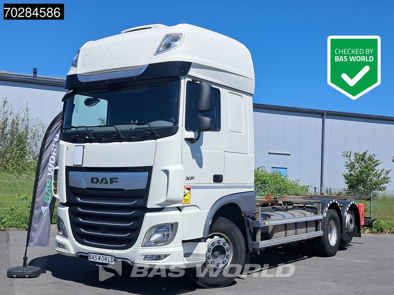 DAF XF 450 6X2 SSC Retarder 2x Tanks Liftachse Standklima LED ACC - Transportjer kontejnerësh/ Kamion me karroceri të çmontueshme: foto 1 DAF XF 450 6X2 SSC Retarder 2x Tanks Liftachse Standklima LED ACC - Transportjer kontejnerësh/ Kamion me karroceri të çmontueshme: foto 1
