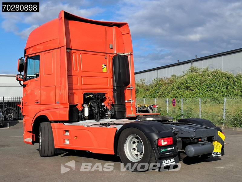 DAF XF 530 4X2 SSC Retarder 2x Tanks Standklima Navi ACC LED - Gjysmë-kamion: foto 2 DAF XF 530 4X2 SSC Retarder 2x Tanks Standklima Navi ACC LED - Gjysmë-kamion: foto 2