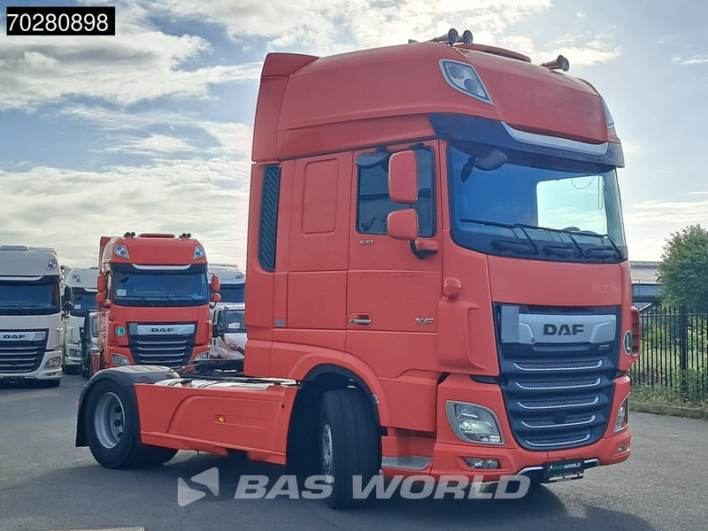 DAF XF 530 4X2 SSC Retarder 2x Tanks Standklima Navi ACC LED - Gjysmë-kamion: foto 3 DAF XF 530 4X2 SSC Retarder 2x Tanks Standklima Navi ACC LED - Gjysmë-kamion: foto 3