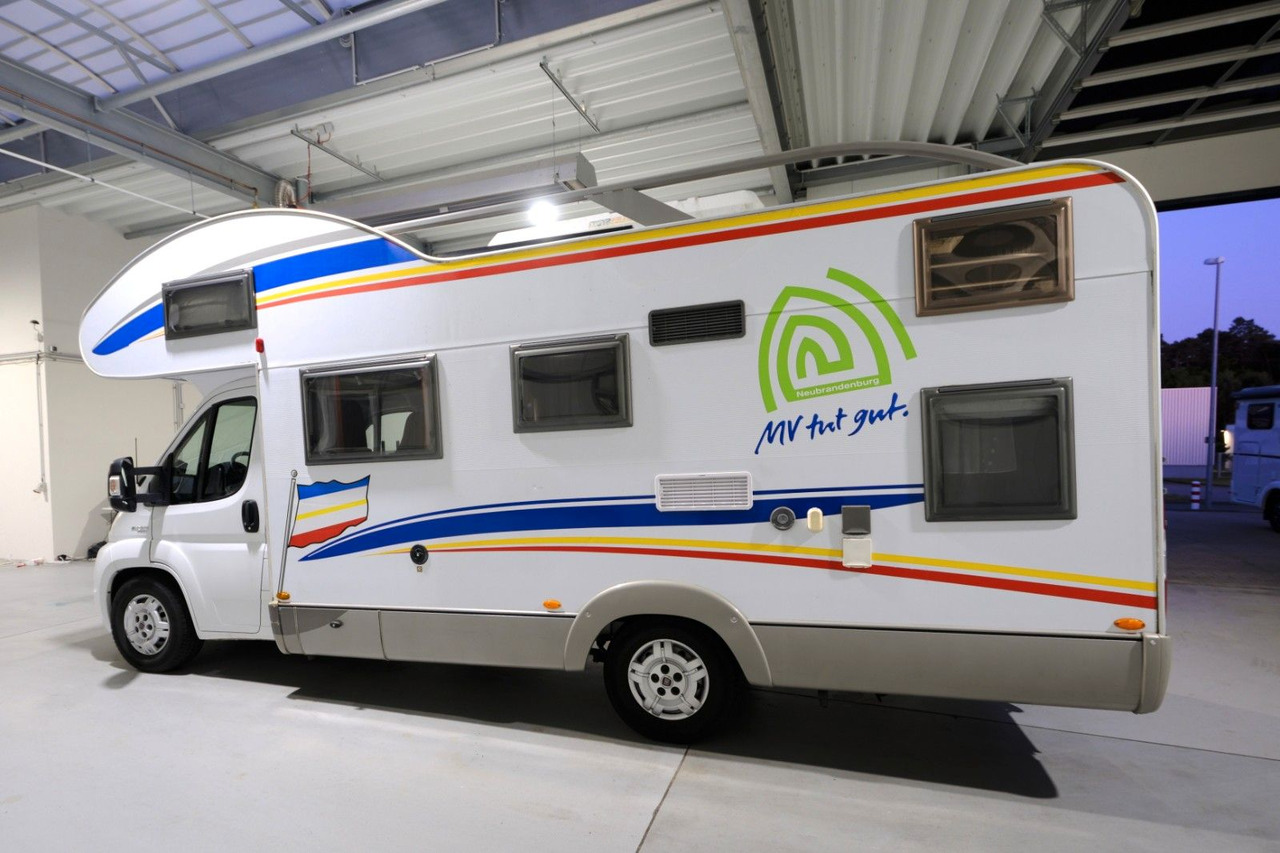 Bürstner A 576/Etagenbetten/Garage/Klima/Markise/3,0l 158 - Kamper alcove: foto 5 Bürstner A 576/Etagenbetten/Garage/Klima/Markise/3,0l 158 - Kamper alcove: foto 5