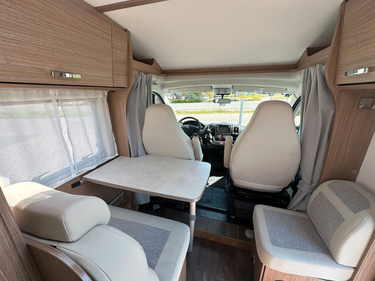 Kamper gjysmë i integruar Carado V 132/Festbett/Garage/Klima/Markise/Finanzierung: foto 26