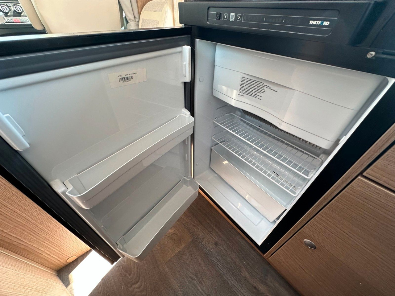 Kamper gjysmë i integruar Carado V 132/Festbett/Garage/Klima/Markise/Finanzierung: foto 25