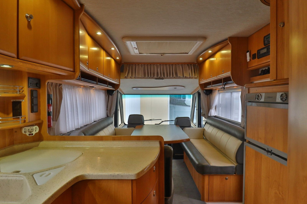 Kamper i integruar Concorde Charisma I 880 F/Automatik/Festbett/Klima/Solar Concorde Charisma I 880 F/Automatik/Festbett/Klima/Solar: foto 10