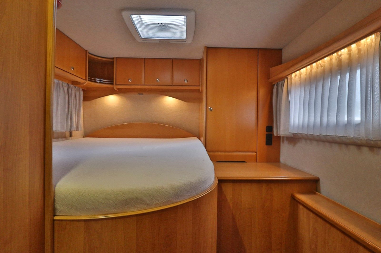Kamper i integruar Concorde Charisma I 880 F/Automatik/Festbett/Klima/Solar Concorde Charisma I 880 F/Automatik/Festbett/Klima/Solar: foto 12