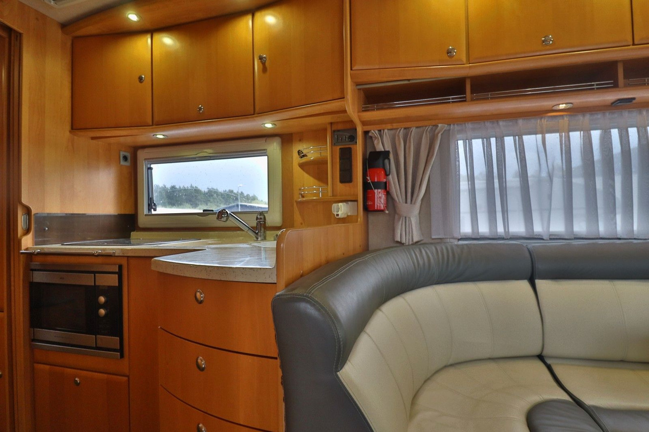 Kamper i integruar Concorde Charisma I 880 F/Automatik/Festbett/Klima/Solar Concorde Charisma I 880 F/Automatik/Festbett/Klima/Solar: foto 16