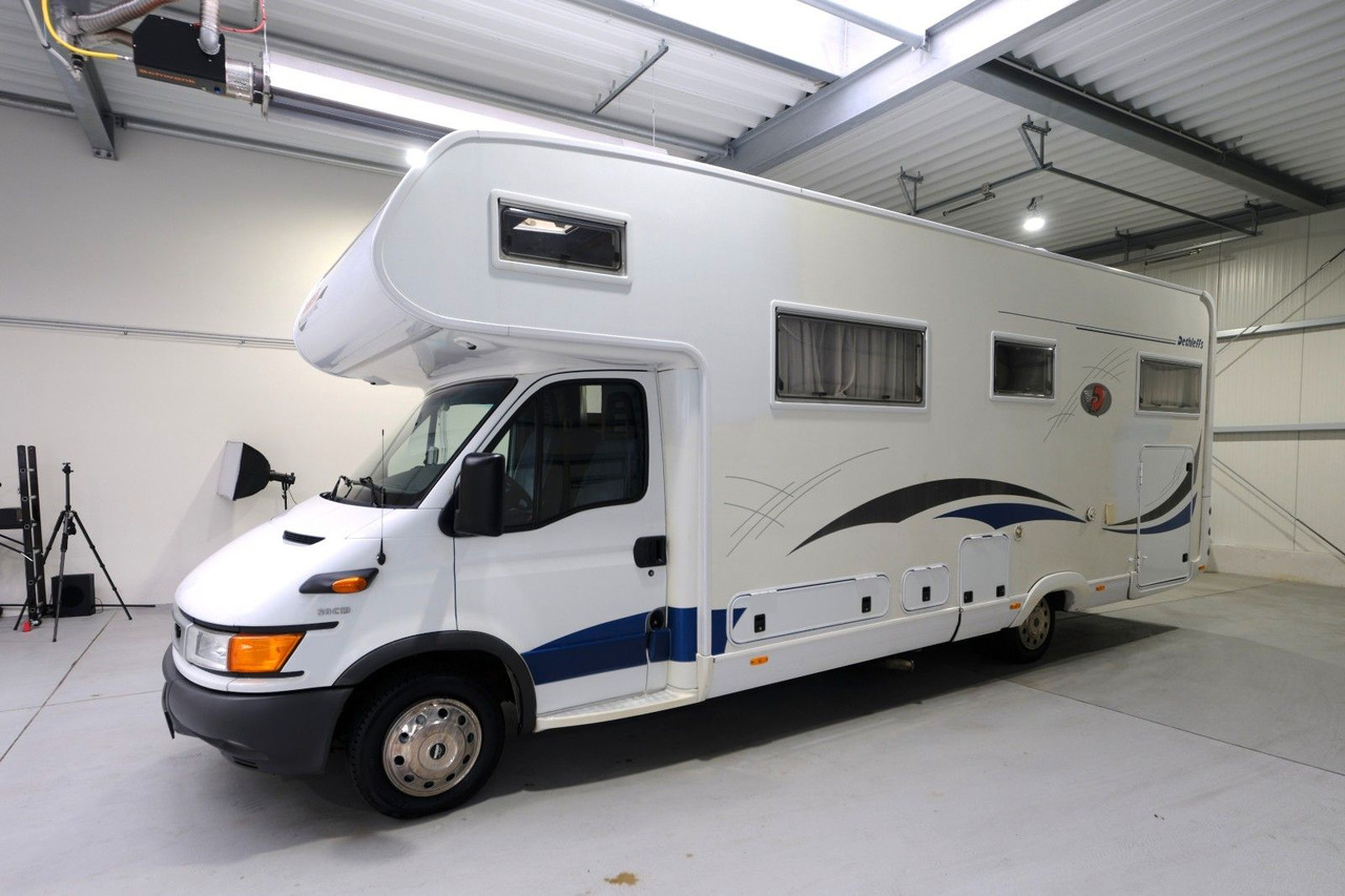 Dethleffs Globetrotter A 8000 XXL/Festbett/Garage/Solar - Kamper alcove: foto 3 Dethleffs Globetrotter A 8000 XXL/Festbett/Garage/Solar - Kamper alcove: foto 3